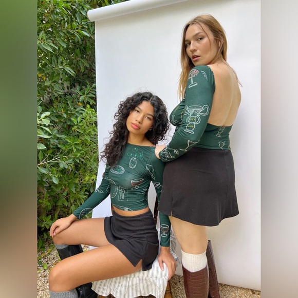 LISA SAYS GAH Rowan Top in Set the Table Forest Size M - Picture 9 of 10